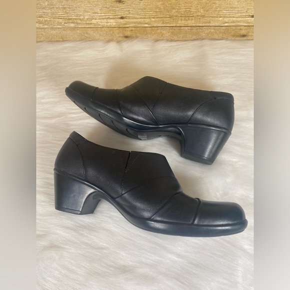 Clarks Rosalyn Adele 8.5 W Shoe Black Leather Slip On Loafer - Picture 10 of 12